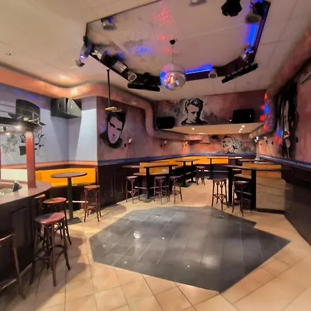 מלון Smart B&b2 Bb2 312 *